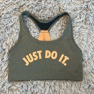 nike sports bra
